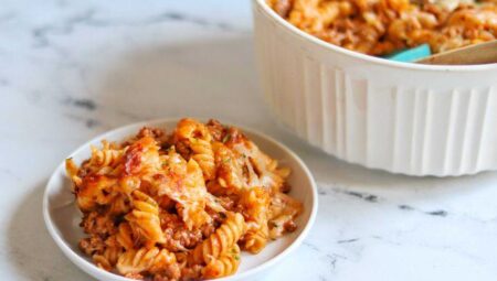 4-Ingredient Hamburger Casserole