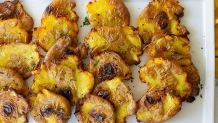 Air Fryer Smashed Potatoes